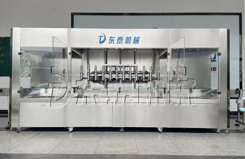 直線式食用油灌裝機(jī)灌裝精度怎么調(diào)？學(xué)會(huì)了真的很重要